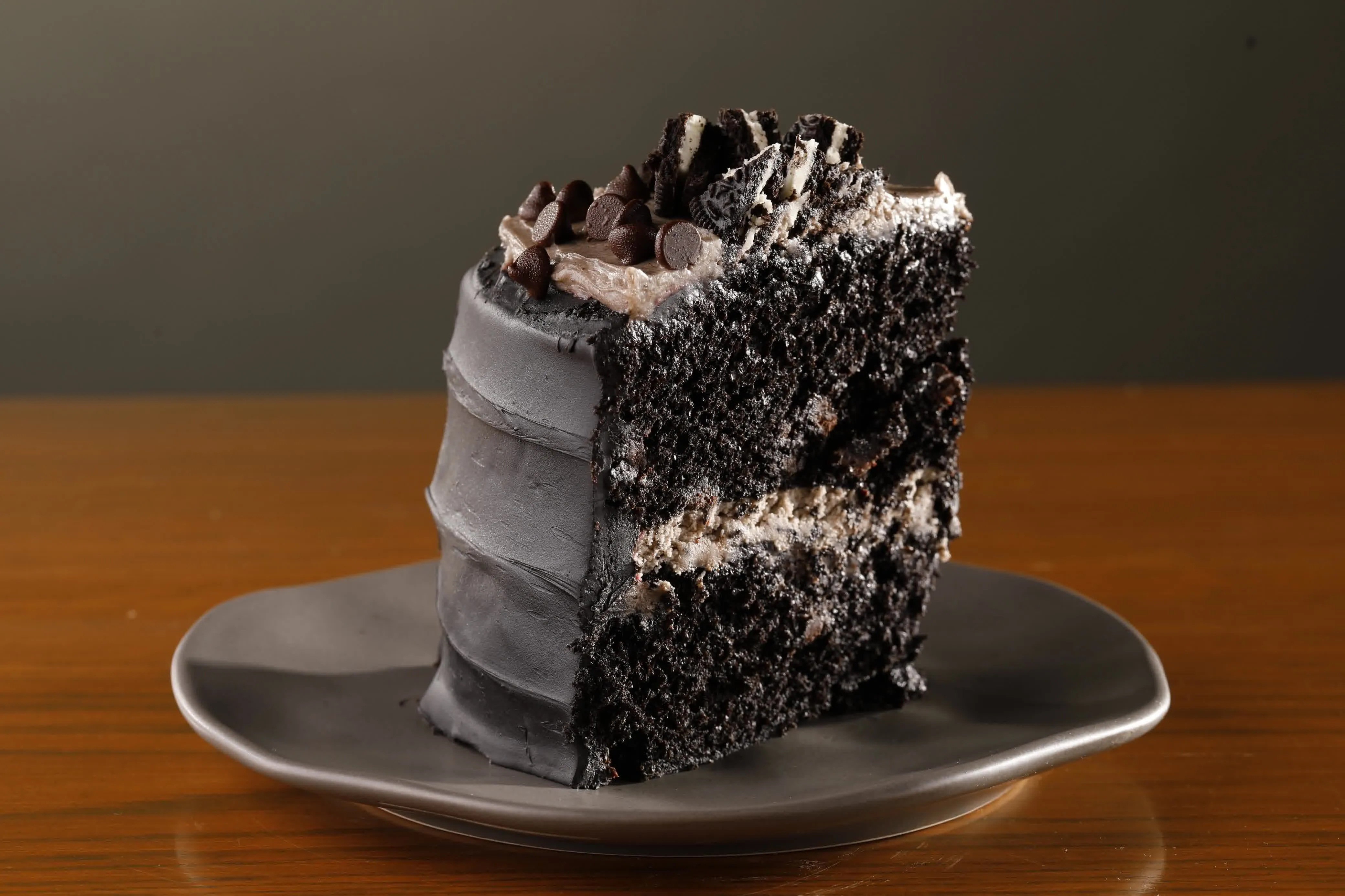 Black Velvet Oreo Cake