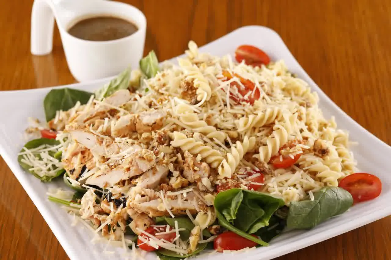 Pollo Pasta Salad